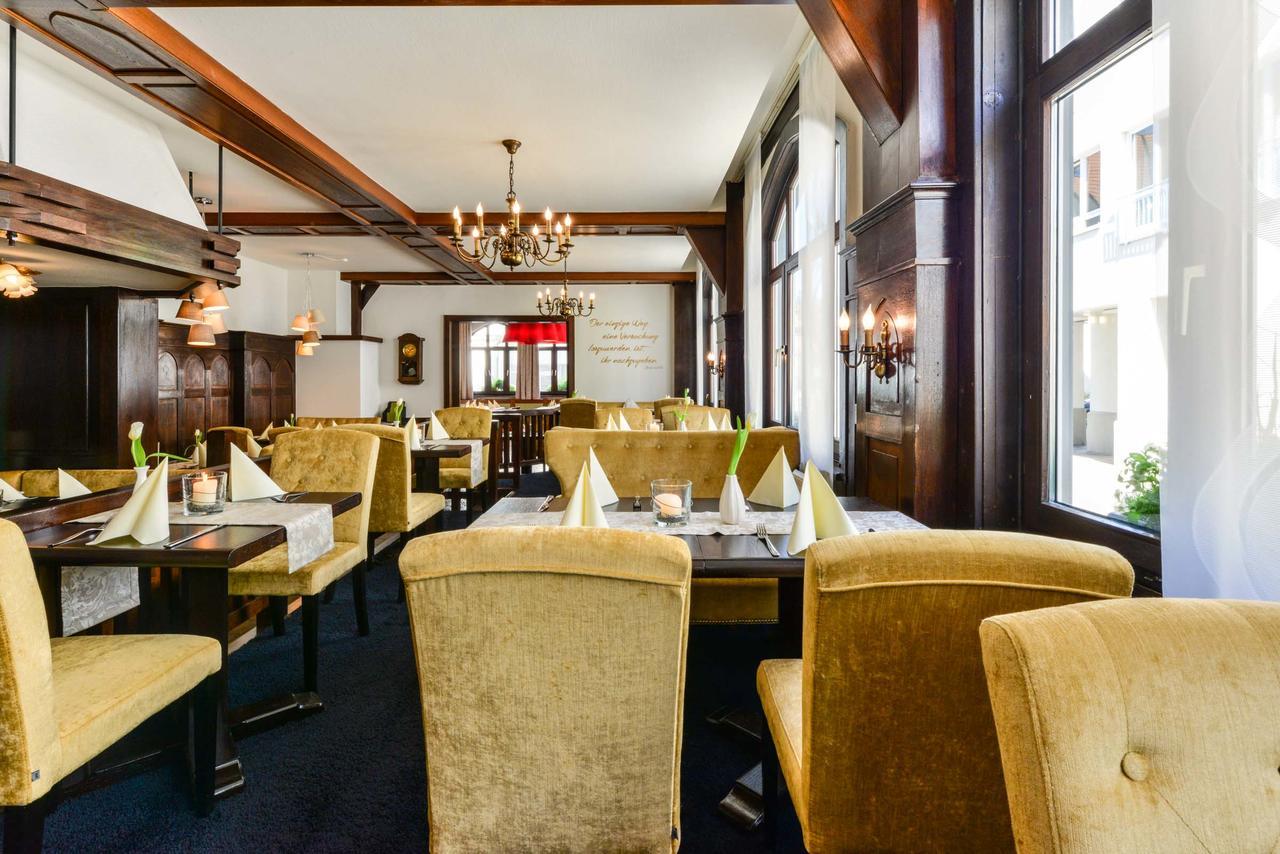 Flair Hotel Vier Jahreszeiten Bad Urach Ngoại thất bức ảnh